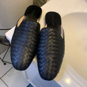 Bottega Veneta Men leather slippers
